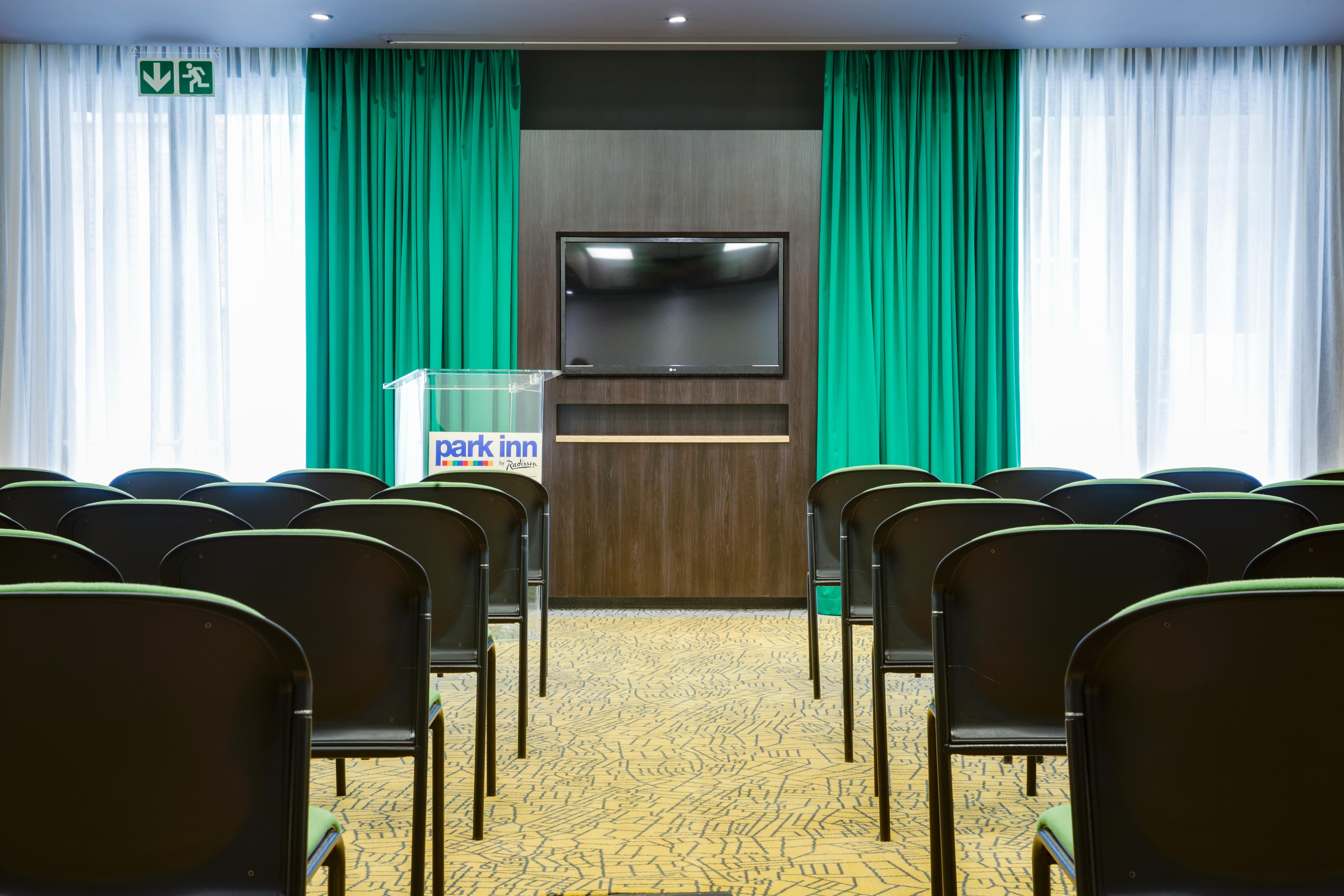 Park Inn By Radisson Cape Town Newlands Экстерьер фото
