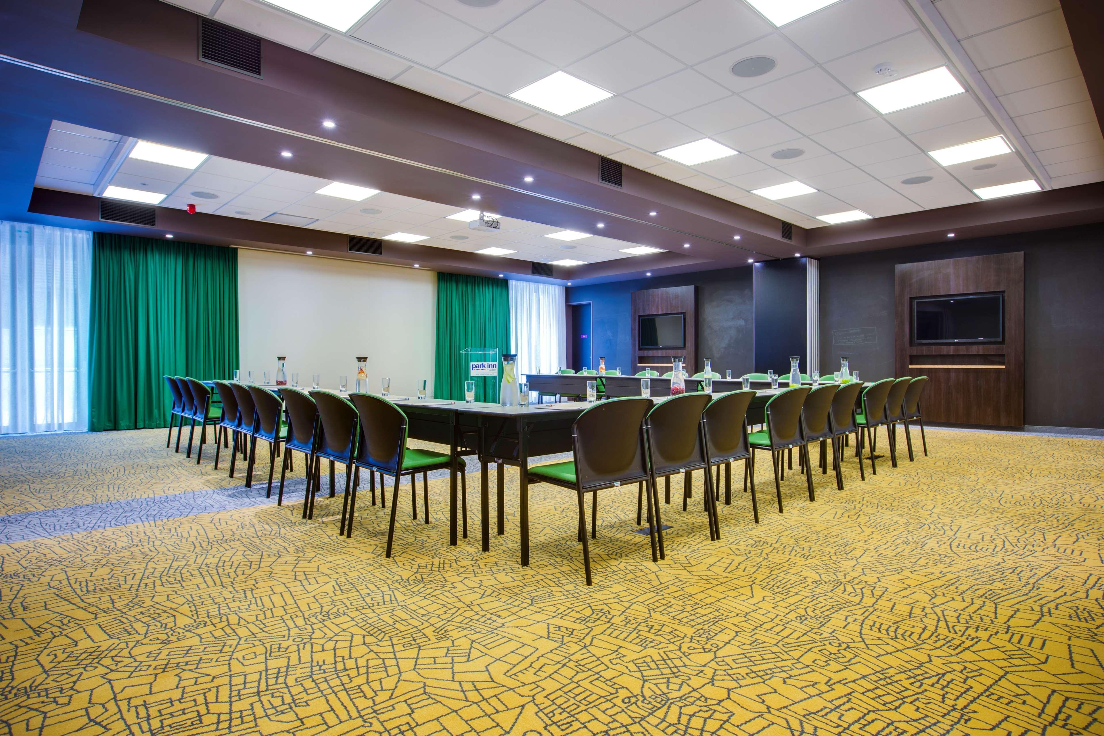 Park Inn By Radisson Cape Town Newlands Экстерьер фото